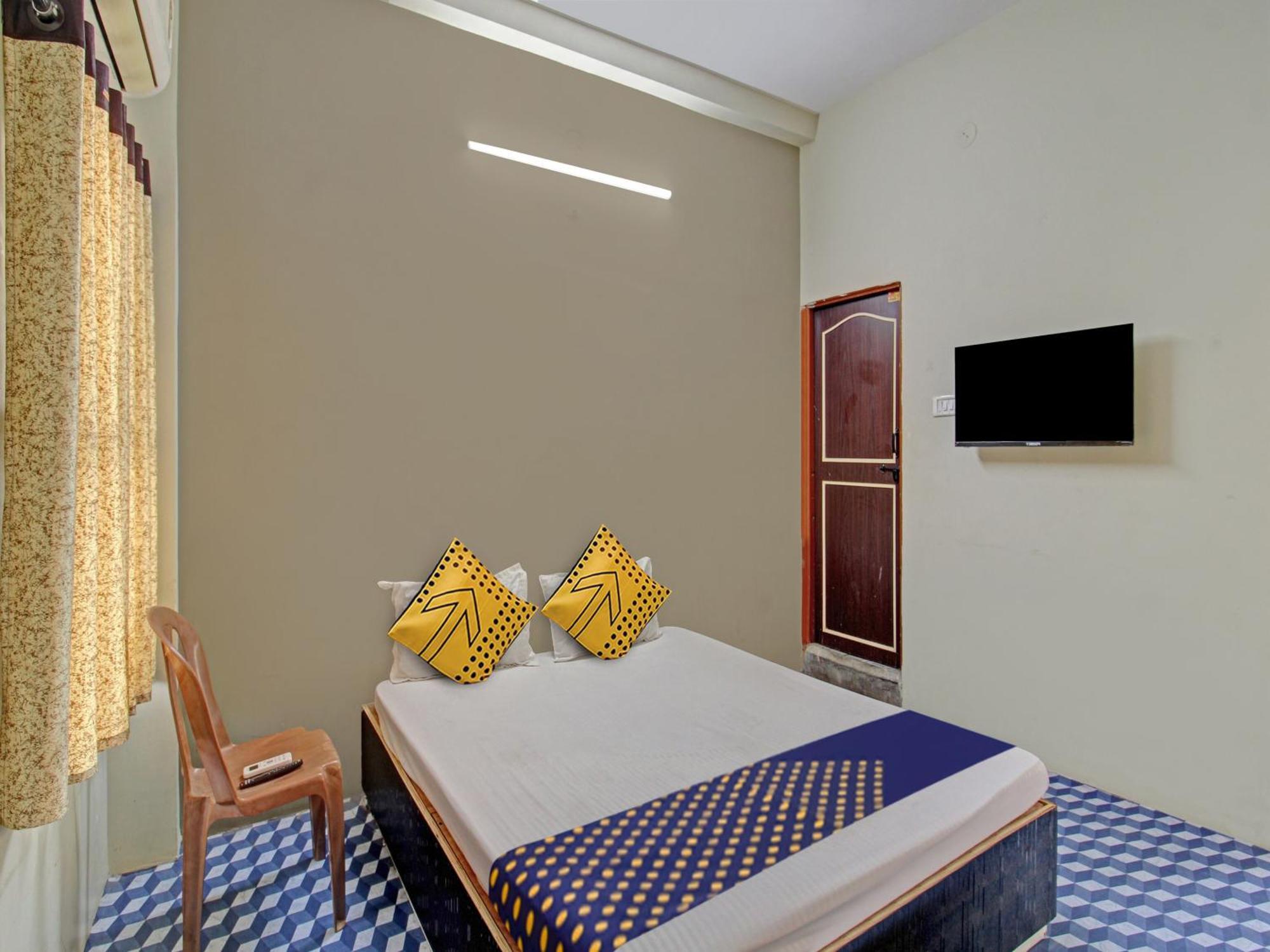 Hotel O G.K Lodging And Guest House Sakardarā Exterior foto